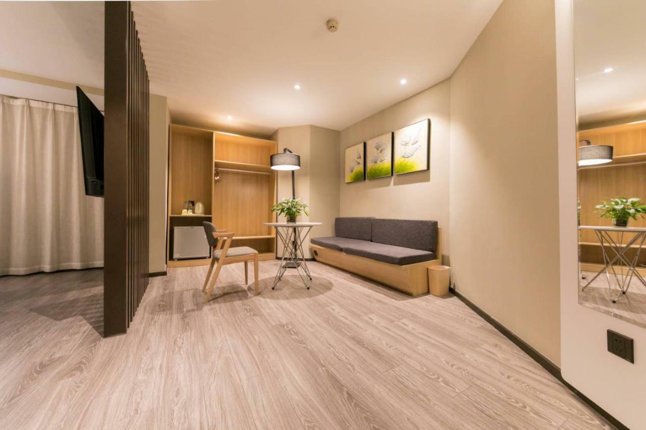 Ibis Wuhan Hankou Экстерьер фото